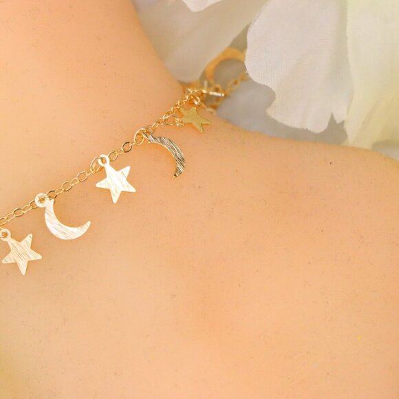 "Minimalist Anklet, Sleek & Modern Design, Women’s Fashion, YC110260-A - Picture 7 of 10